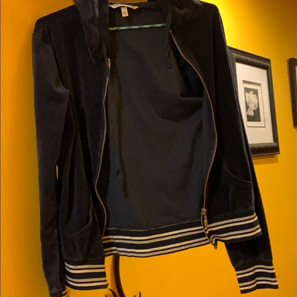 Victoria Secret Hoody Size Large